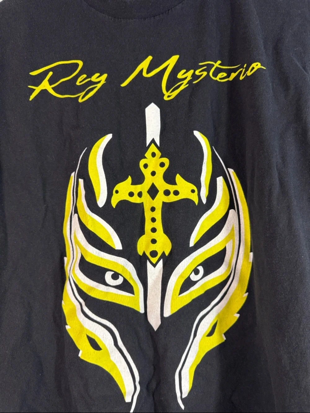 WWE Rey Mysterio Black Tee with Yellow & White Mask Graphic size Medium - Picture 3 of 4